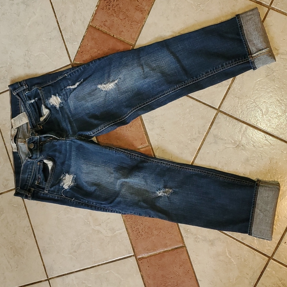 Hollister capri
